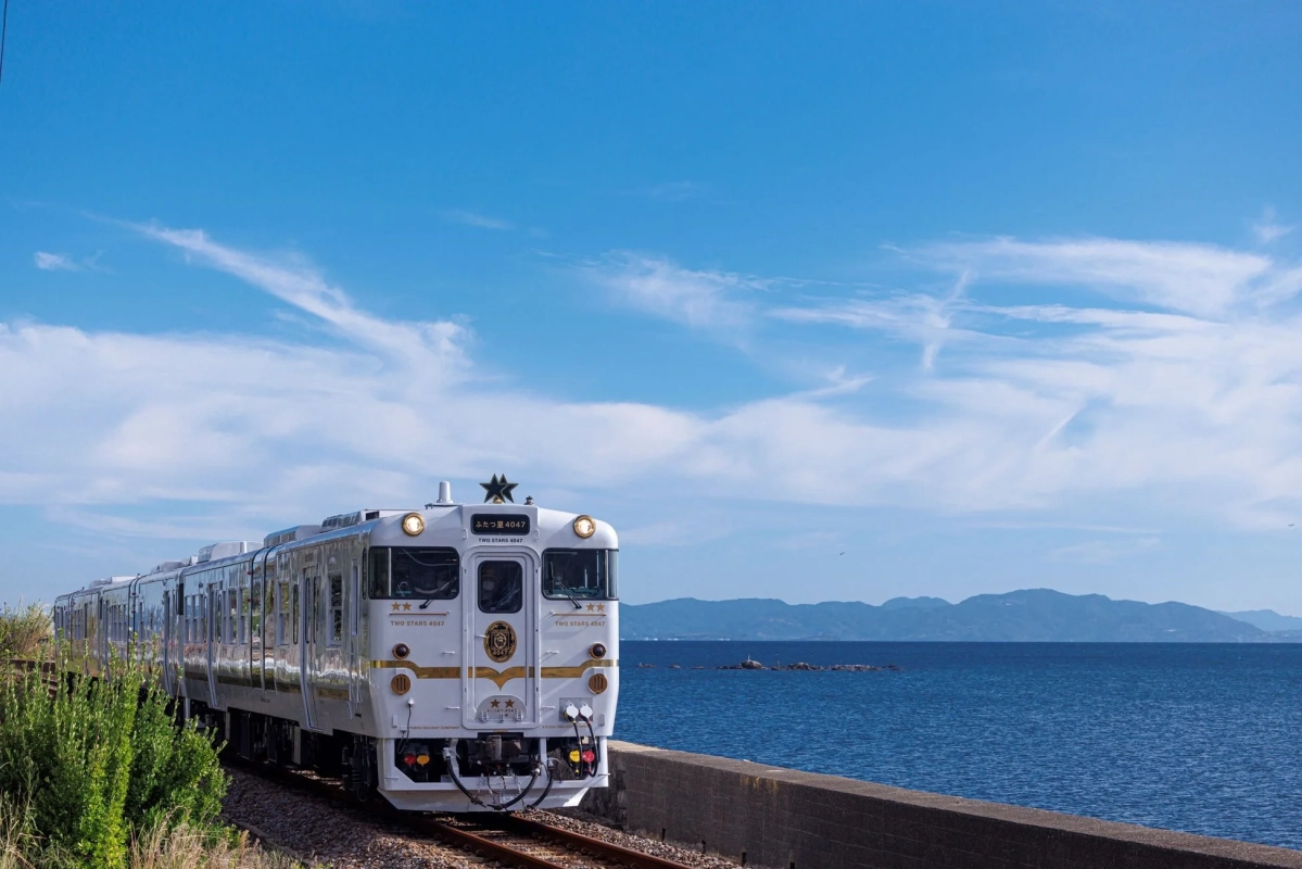 JR九州 ふたつ星4047