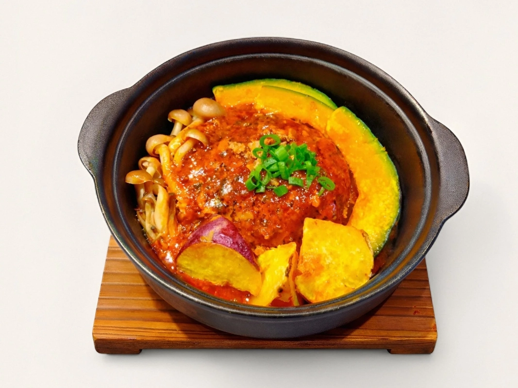 煮込み牛たんトマトハンバーグセット