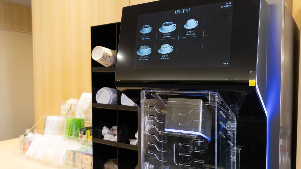 オフィスや休憩スペースに設置されたUNIMATのドリンクマシン