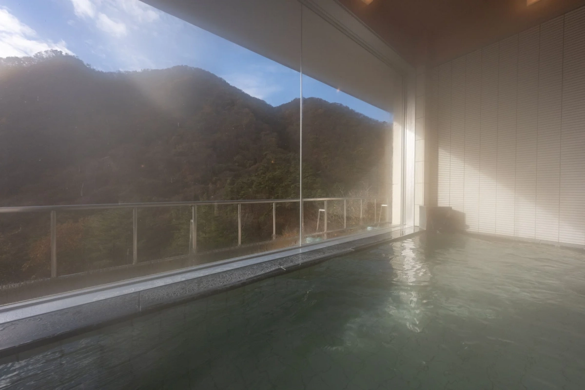 広々とした内風呂