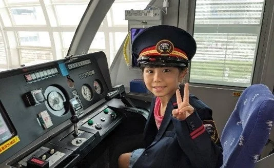 なりきり運転士 記念撮影の様子