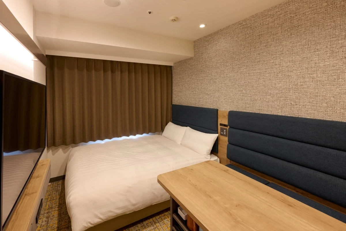 落ち着いた雰囲気の客室