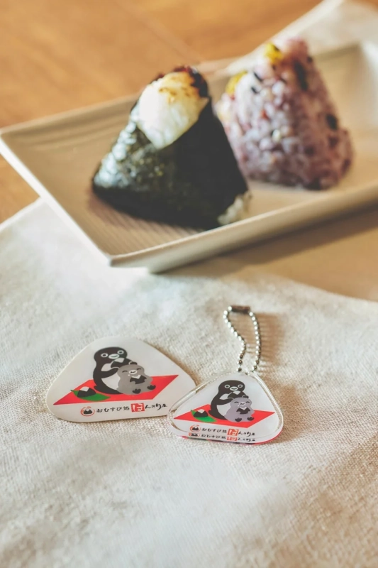 おむすび処 ほんのり屋×Suicaのペンギン