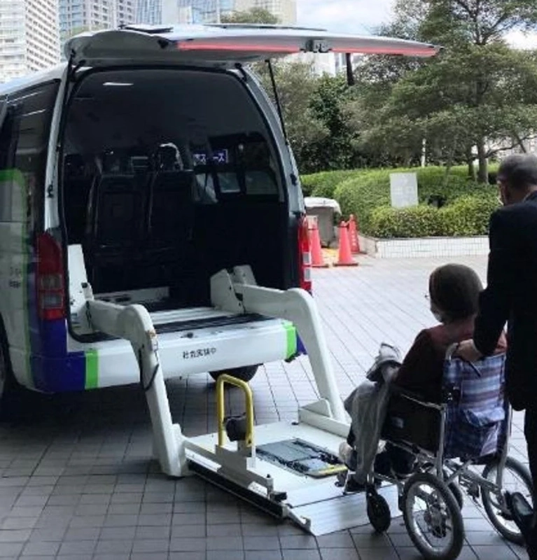 車いす対応車両