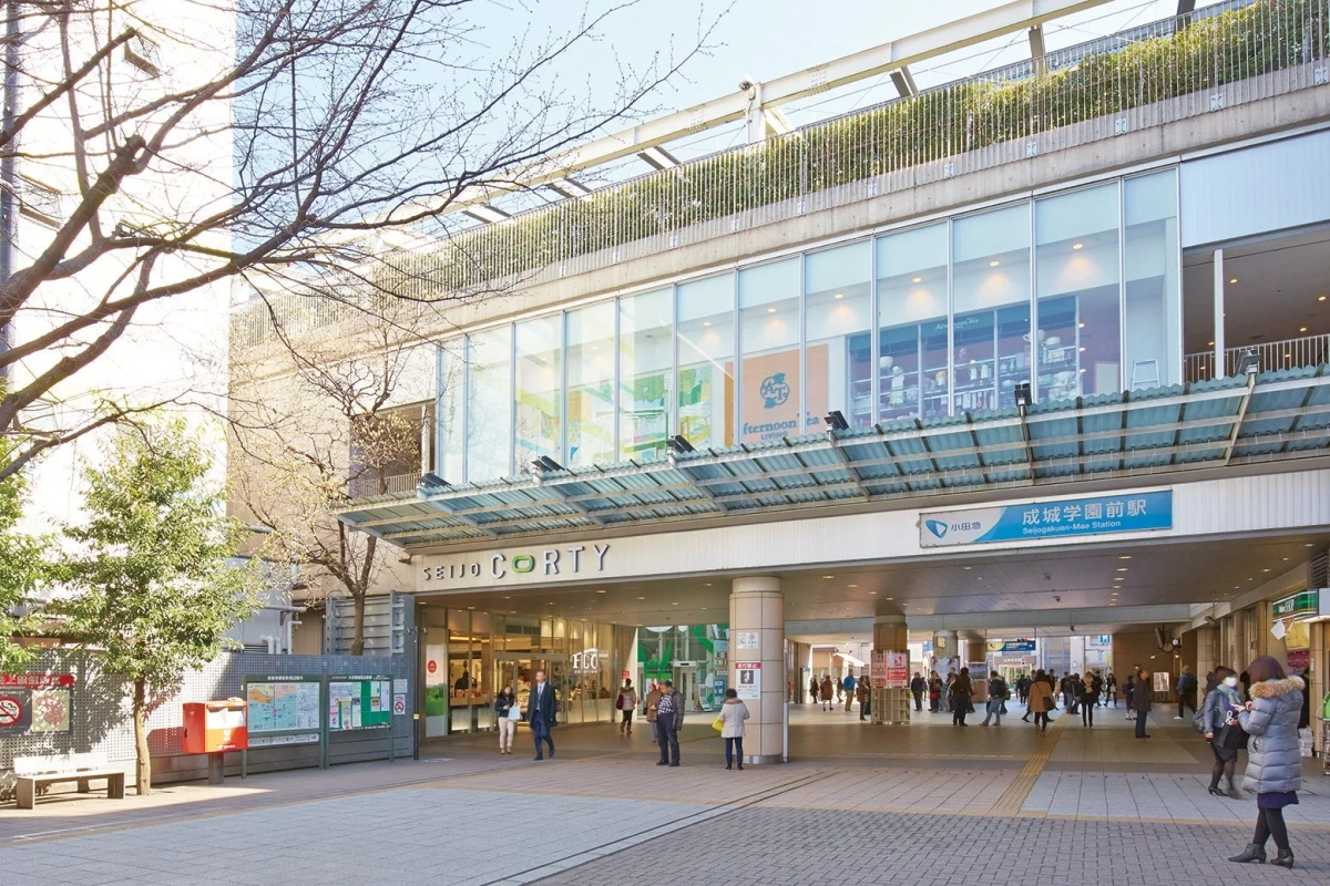 成城コルティ外観