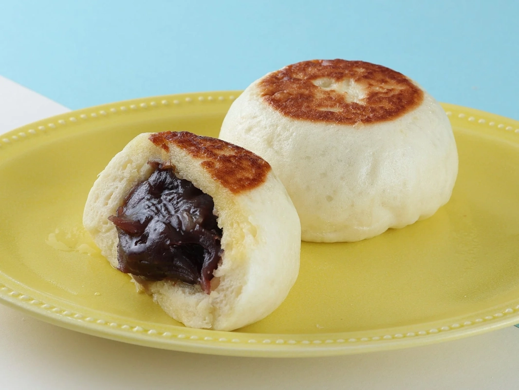 バターを入れた焼あんまん