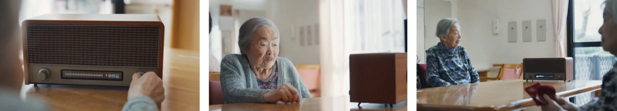 高齢の女性がレトロなラジオを操作し、音楽を楽しむ様子