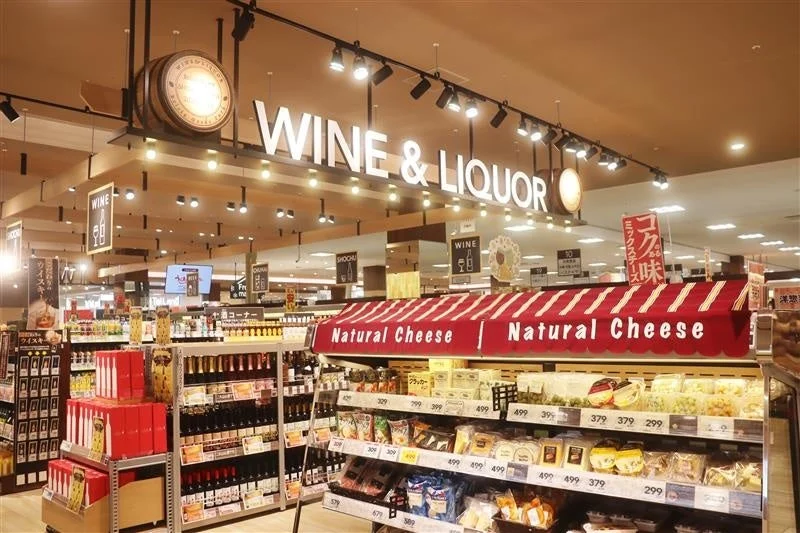 酒類・チーズ売り場