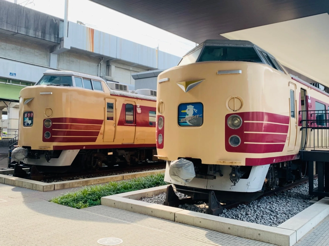 踊り子、マリンライナー