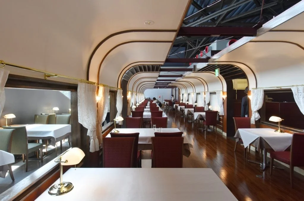 列車レストラン