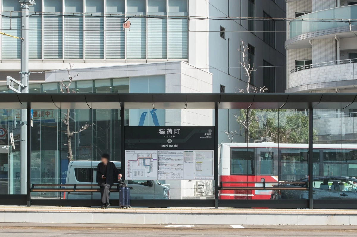 稲荷町電停の様子