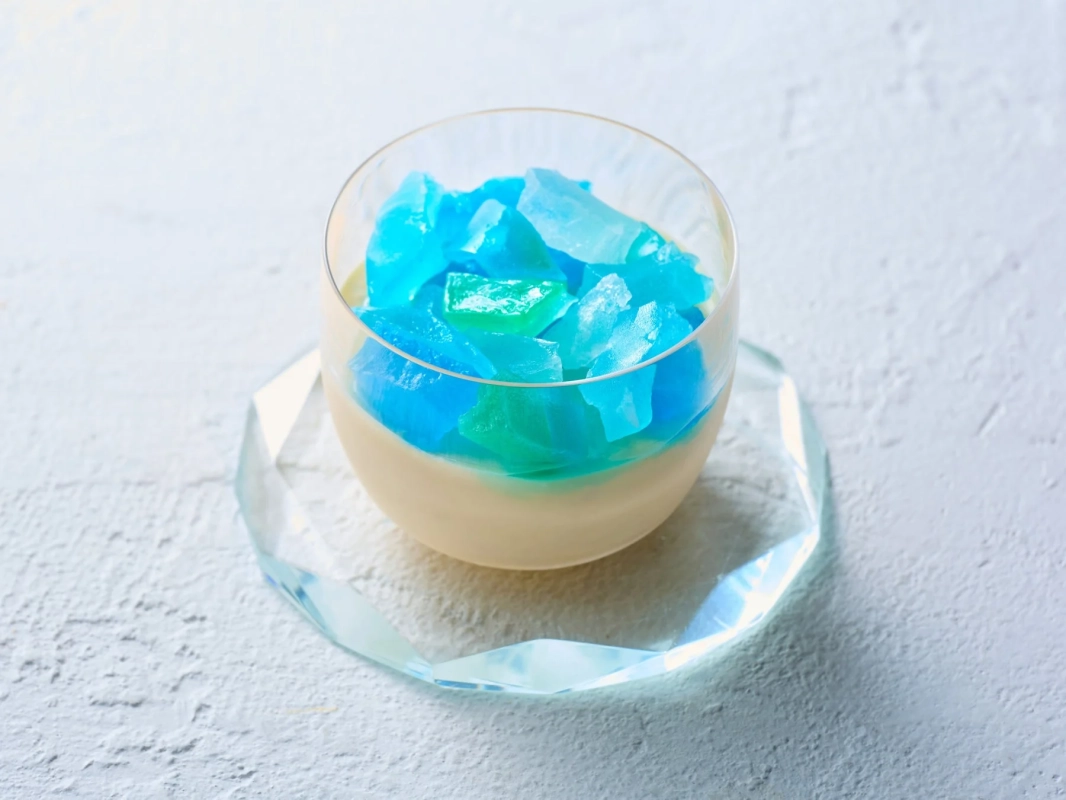 デザート,スイーツ,ゼリー,パンナコッタ,ブルー,グリーン,グラス,冷菓,夏,涼しげ,美しい,透明感,お菓子