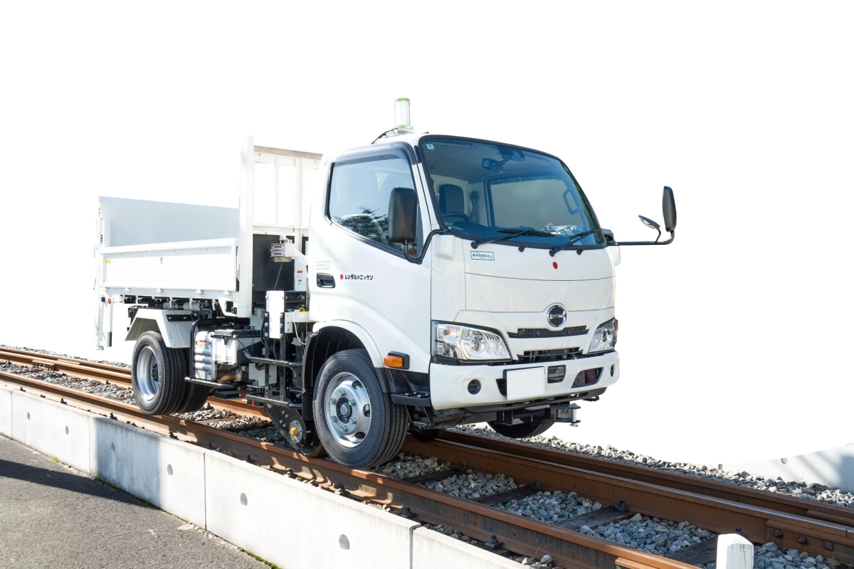 軌陸車