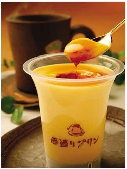 プリンにカラメルソース