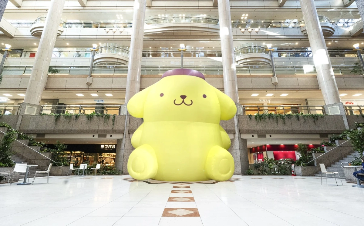 巨大ポムポムプリンバルーン