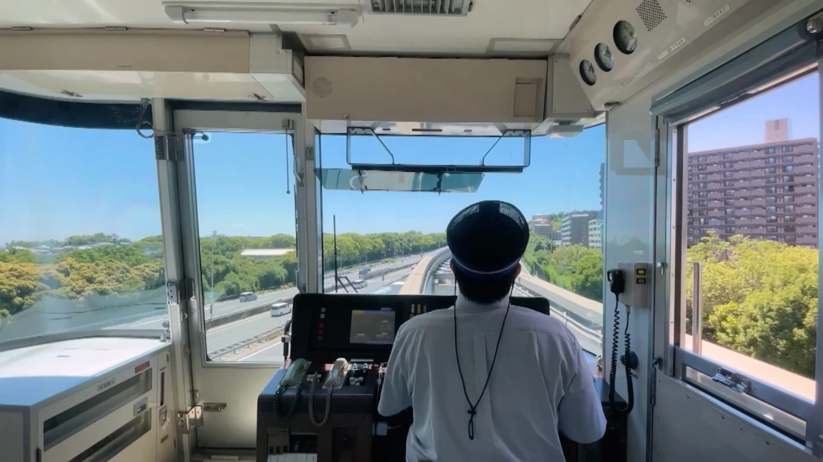 大阪モノレール（運転席からの景色）
