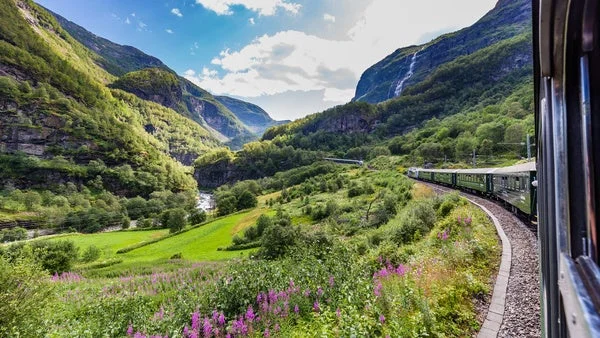 フロム鉄道