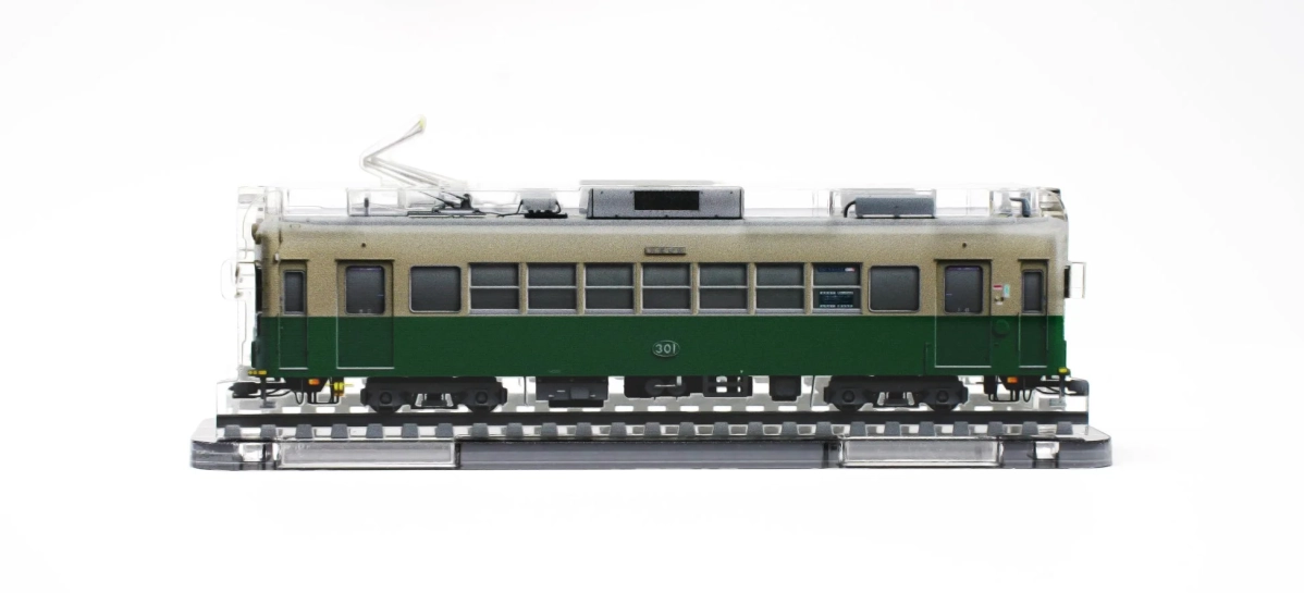 モボ301形301号車模型の側面