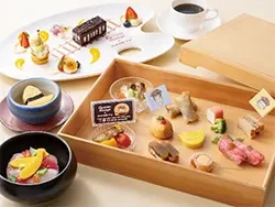 おさるのジョージ×阪急電車 和風ランチBOX＆デザートプレート