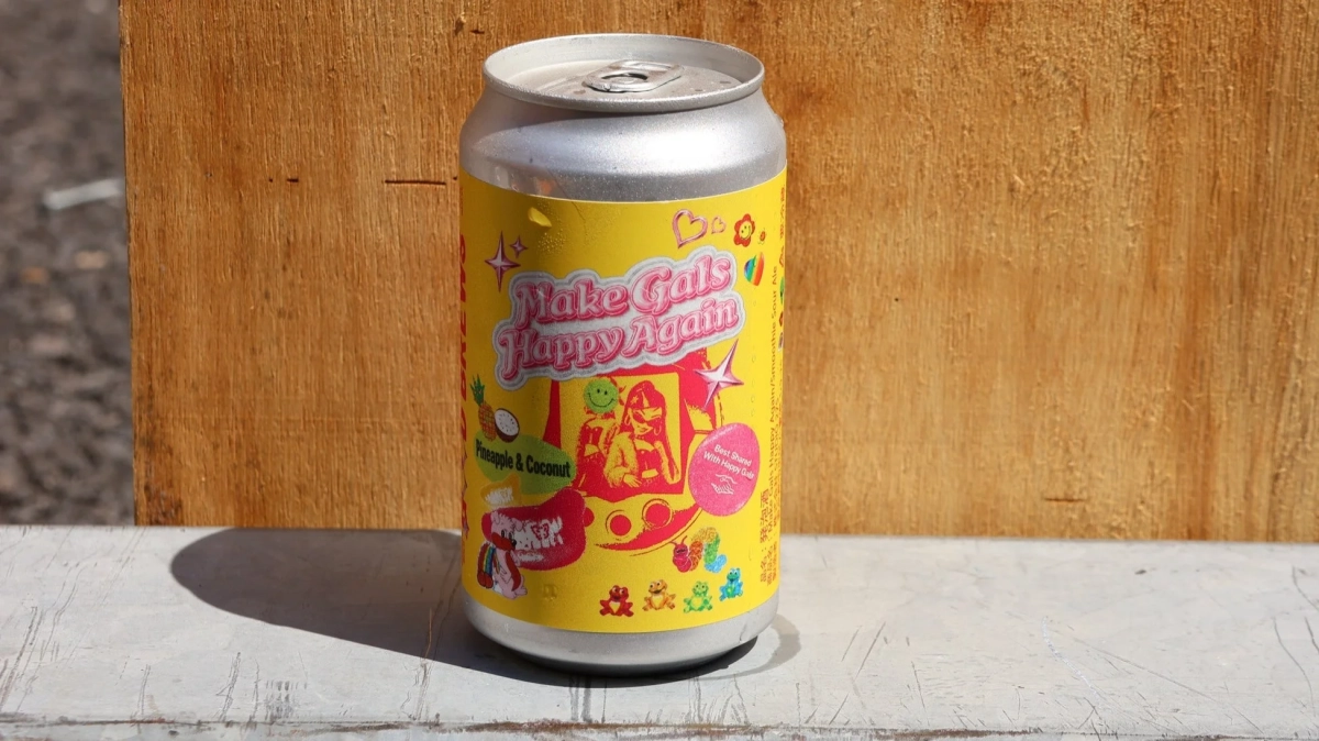Pineapple & Coconutのビール缶