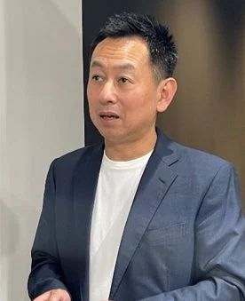 株式会社ユーリカ・ワイヤレス 代表取締役 小里 直哉