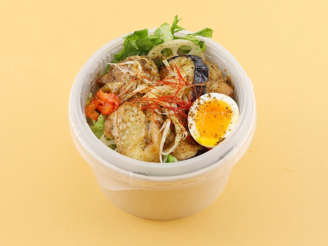 山椒香るスパイシーチキンの薬味DON