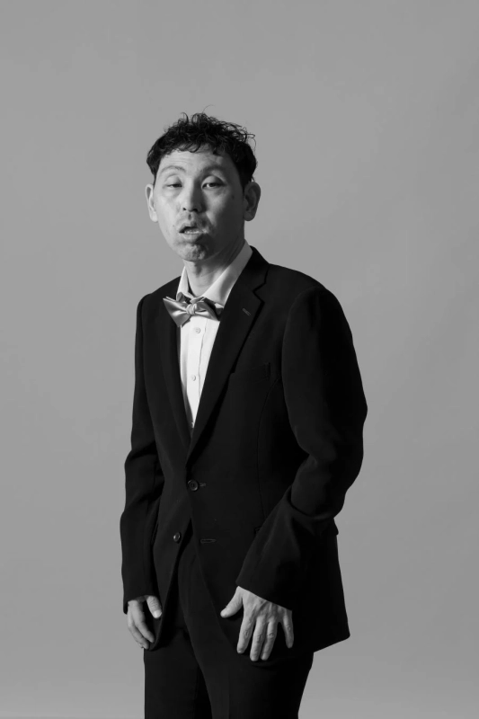 作家KIYO氏のポートレート