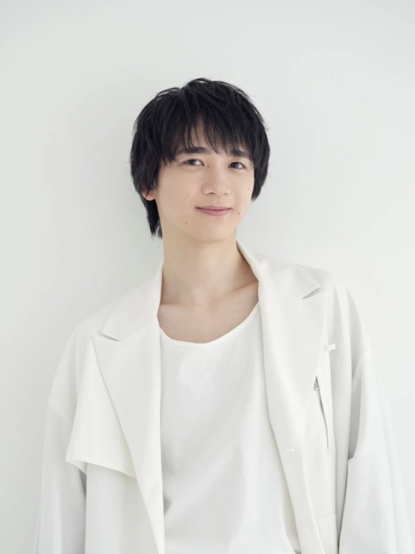 戸谷菊之介さんのポートレート