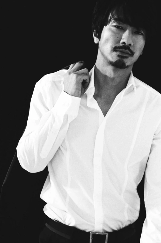 俳優 眞島秀和さん