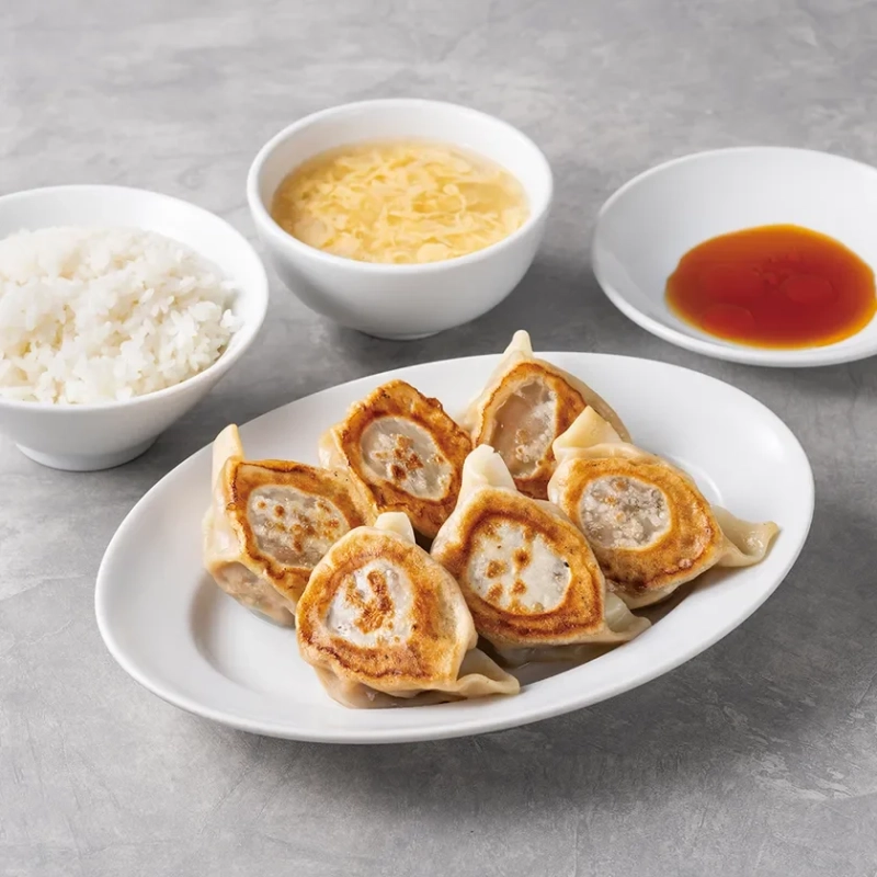 ちょもらんま酒場の大餃子定食