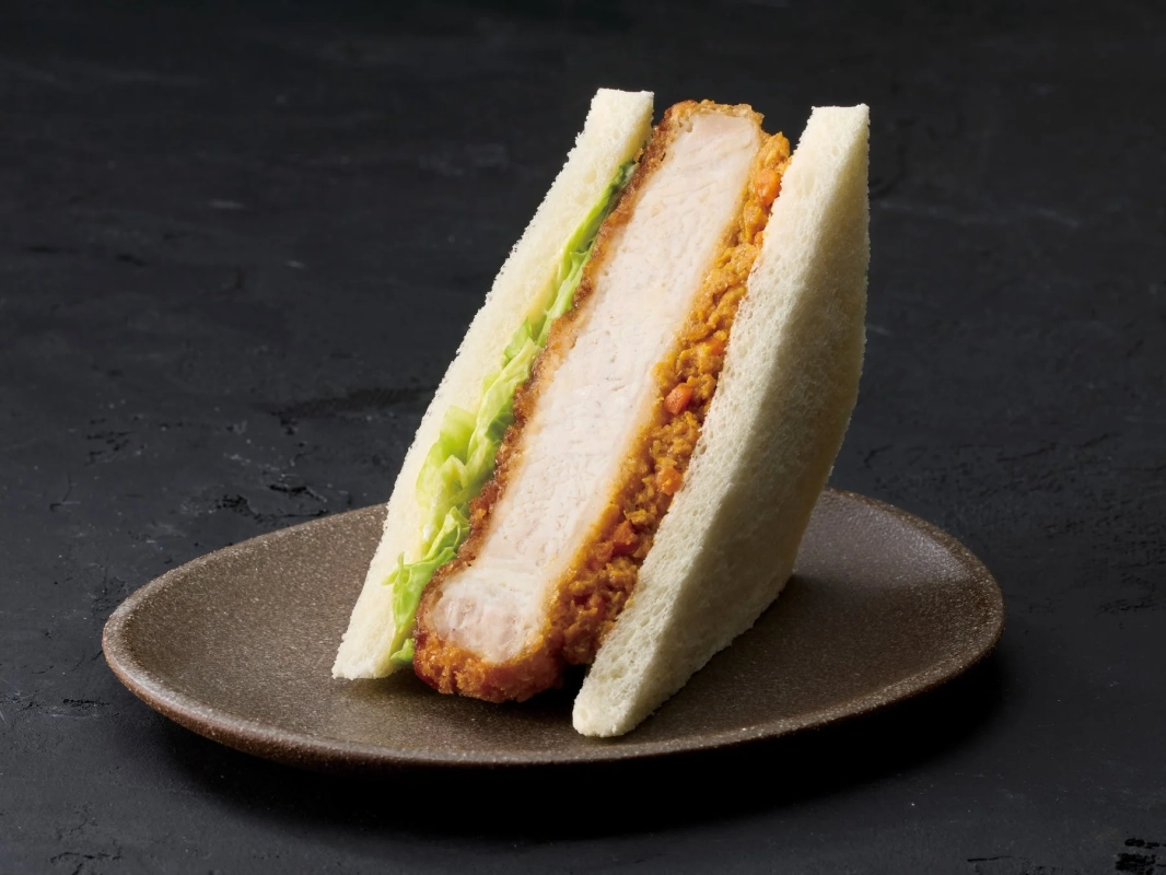 三元豚の厚切りロースカツカレー(ハーフ)